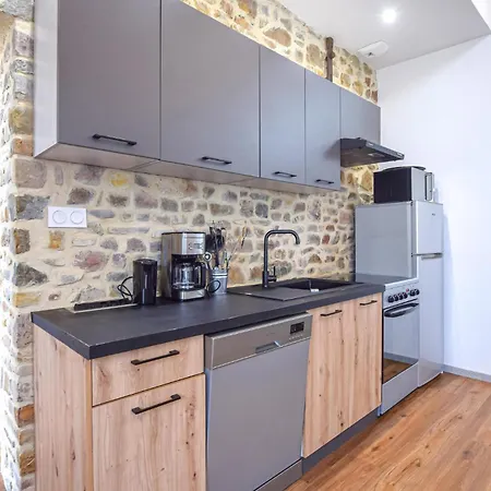 Cozy Home In Creances With Wifi