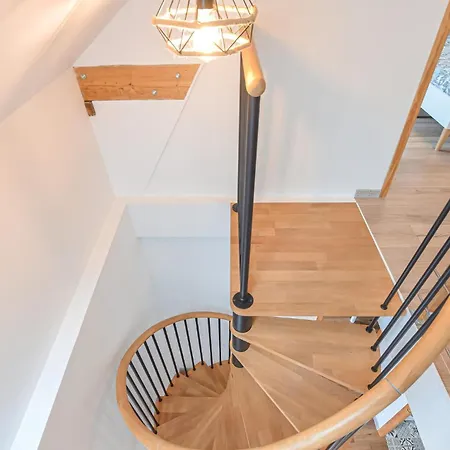 Cozy Home In Creances With Wifi Сasa de vacaciones